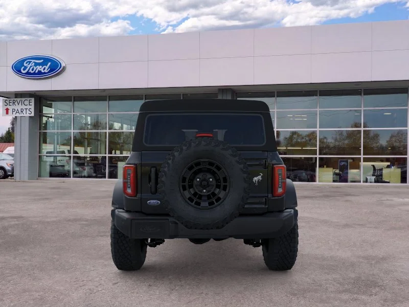 New 2026 Shadow Black Ford Outer Banks® image 28