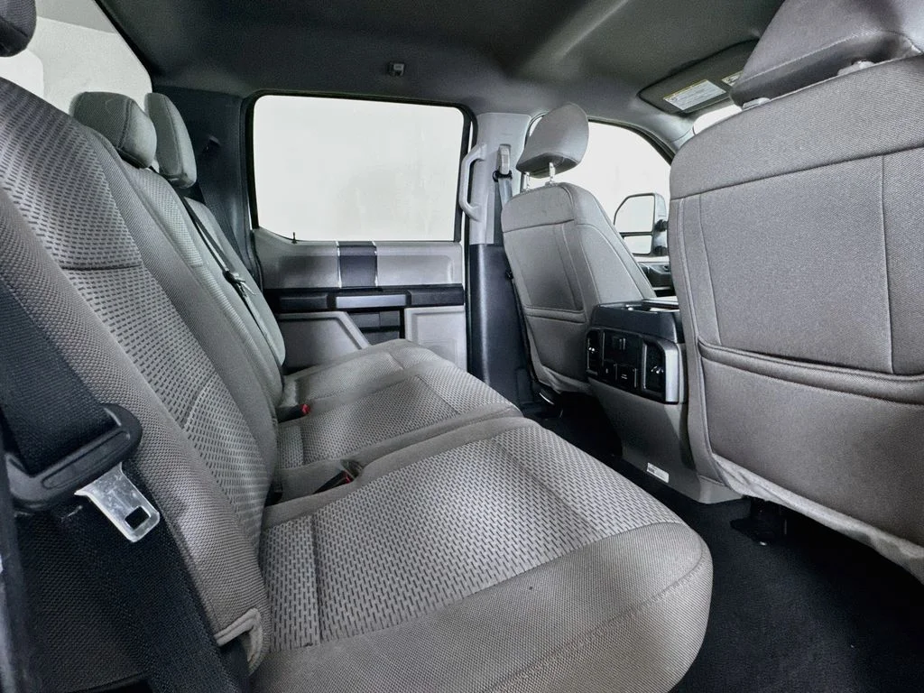 Used 2022 Oxford White Ford XLT image 33