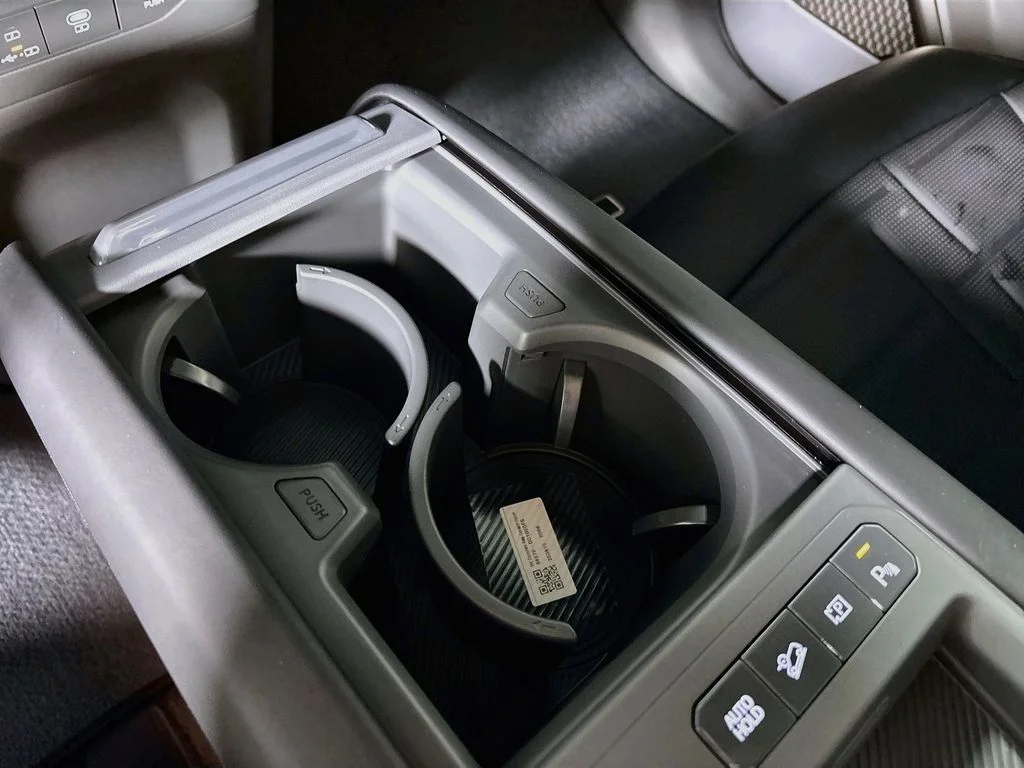 New 2026 Wolf Gray Kia Land AWD image 15