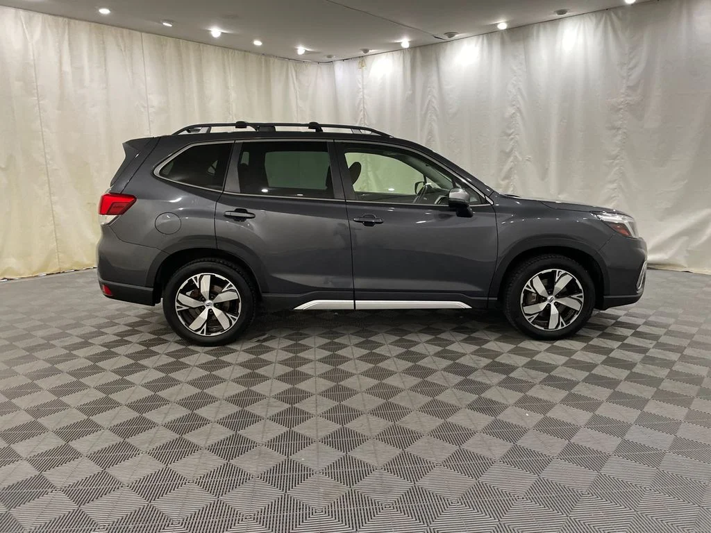 Used 2020 Magnetite Gray Metallic Subaru Touring image 4
