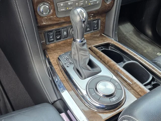 Used 2017 Liquid Platinum INFINITI THEATER PACKAGE image 27