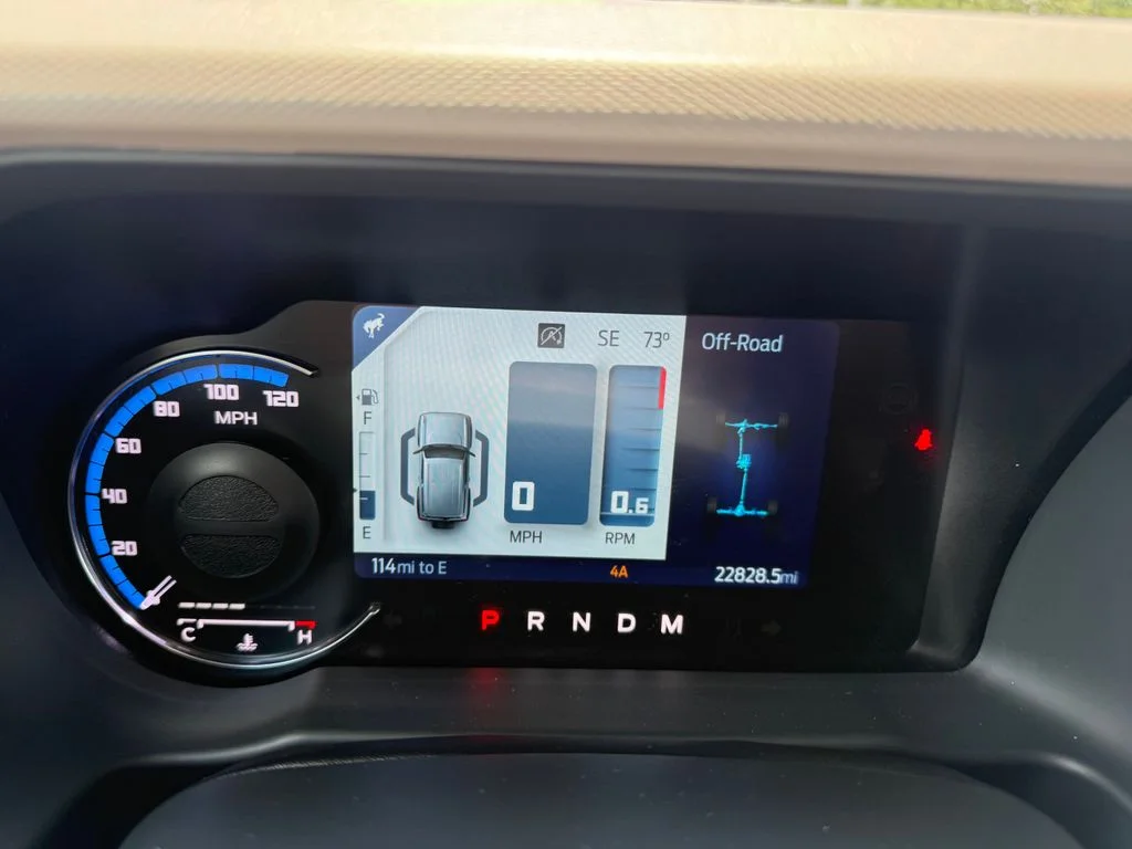 Used 2024 Gray Ford Wildtrak image 15