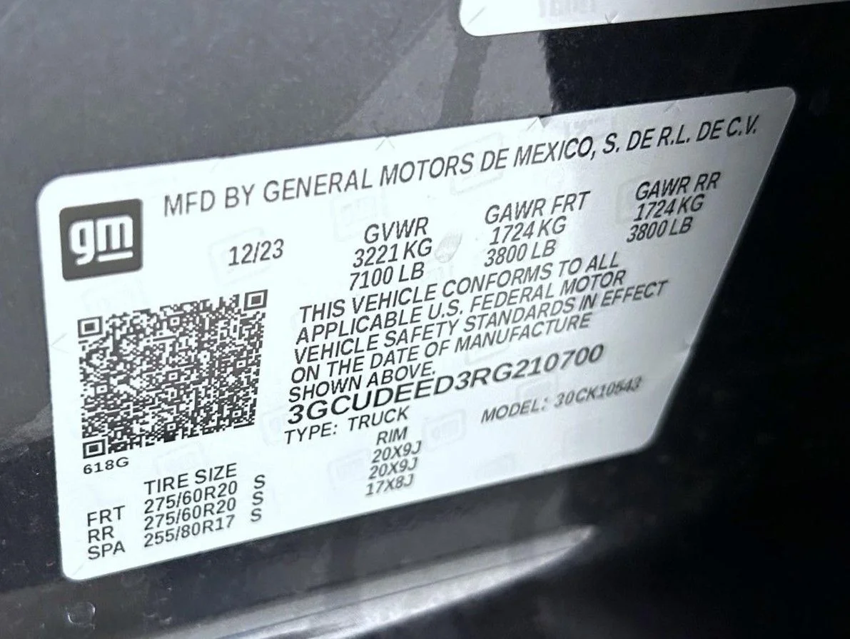 Used 2024 Gray Chevrolet RST image 26