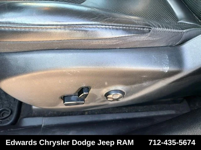Used 2019 Gray Jeep Limited image 16