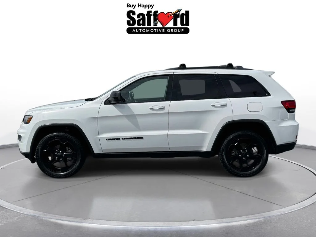 Used 2019 White Jeep Laredo image 5