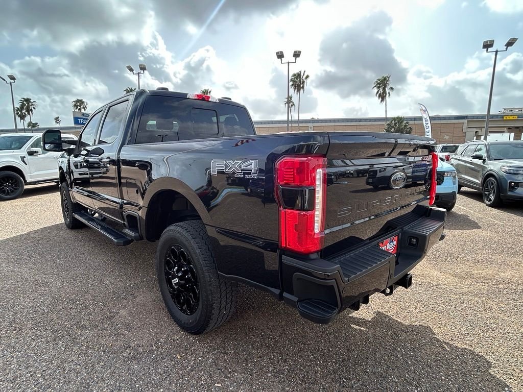 Used 2025 Black Ford XLT image 4