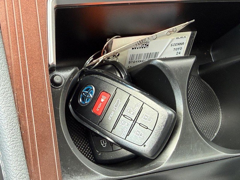 Used 2024 Pearl Toyota XLE image 31