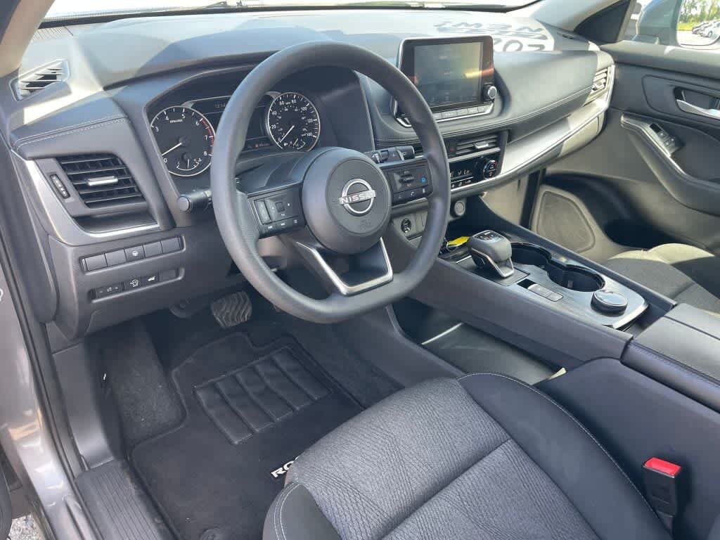Used 2024 Gun Metallic Nissan SV image 17