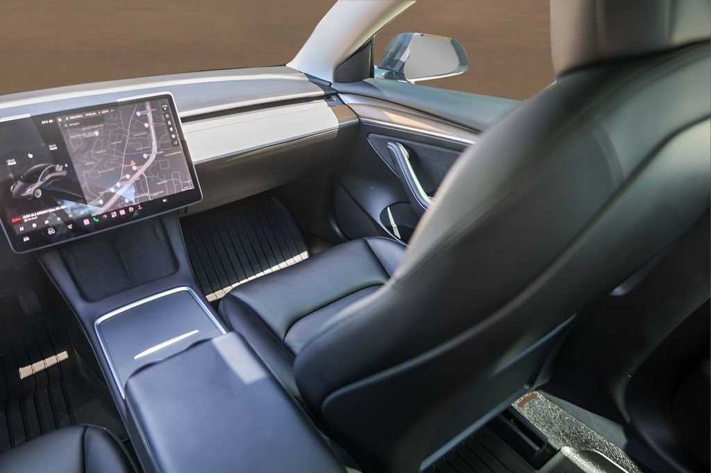 Used 2021 Silver Tesla Standard Range Plus image 24