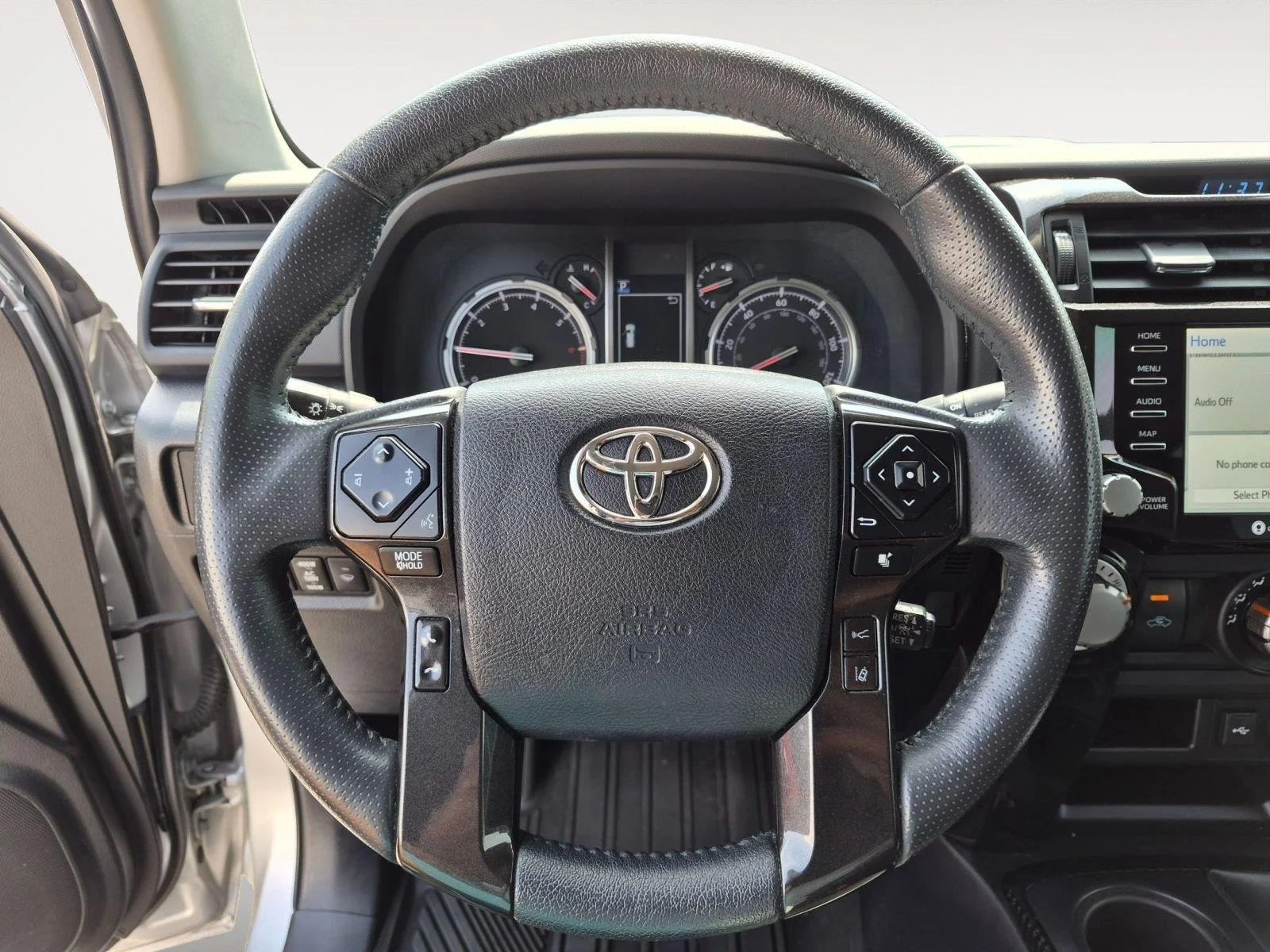 Used 2022 Classic Silver Metallic Toyota TRD Off Road Premium image 31