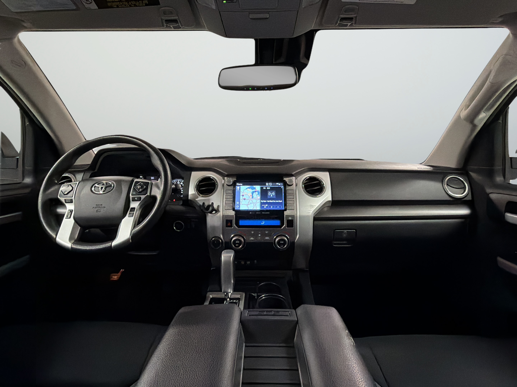 Used 2021 White Toyota SR5 image 13