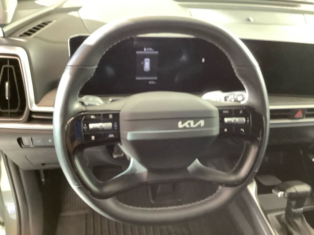 Used 2026 Green Kia X-Line EX image 9