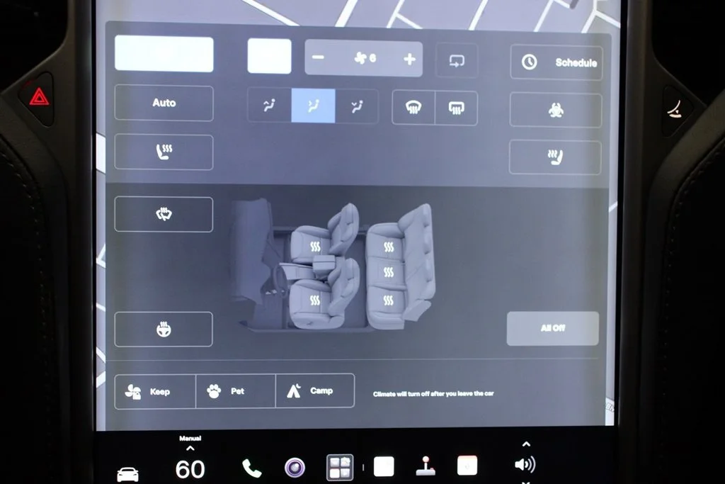 Used 2018 Obsidian Black Metallic Tesla  image 22