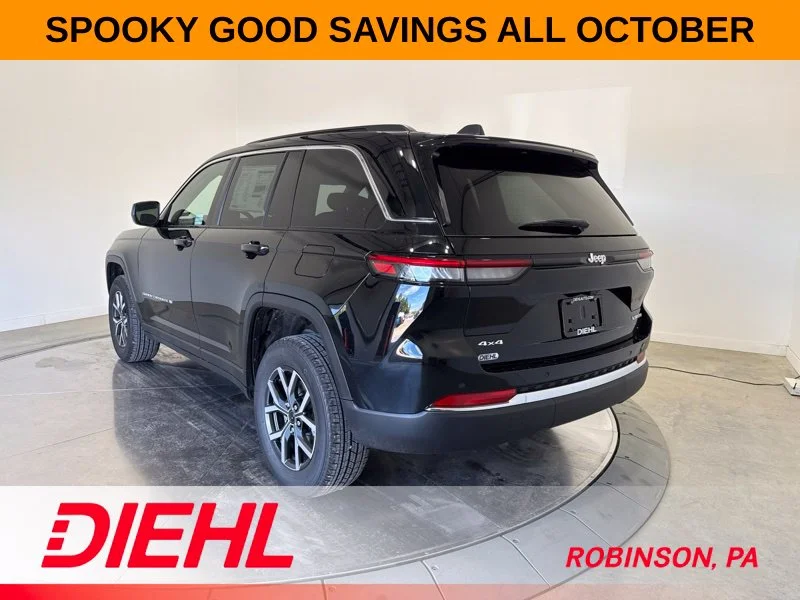New 2027 High-Gloss Black Paint Jeep Laredo X image 5