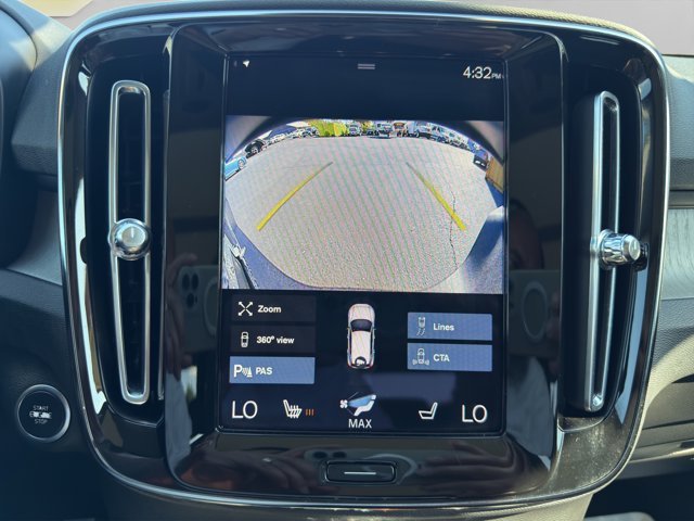 Used 2022 Black Volvo Inscription image 16