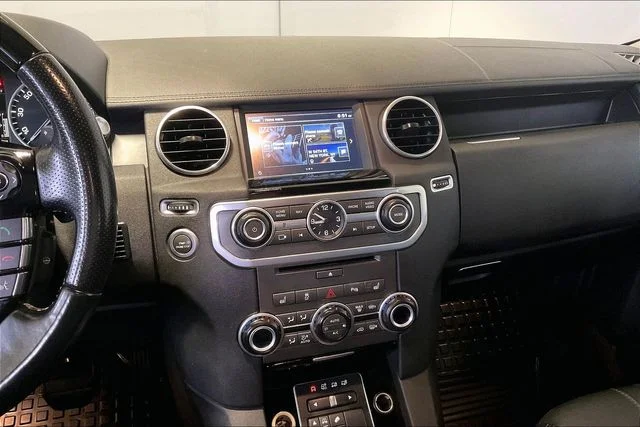 Used 2016 Gray Land Rover HSE image 5