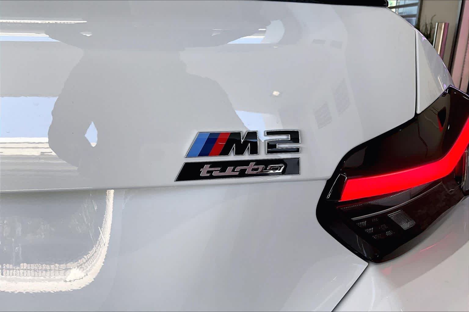 New 2026 Alpine White BMW  image 8