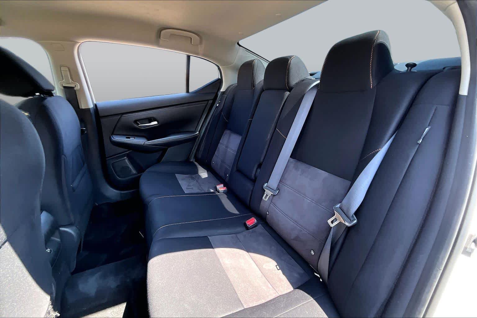 Used 2023 Aspen White Tricoat Nissan SR image 20