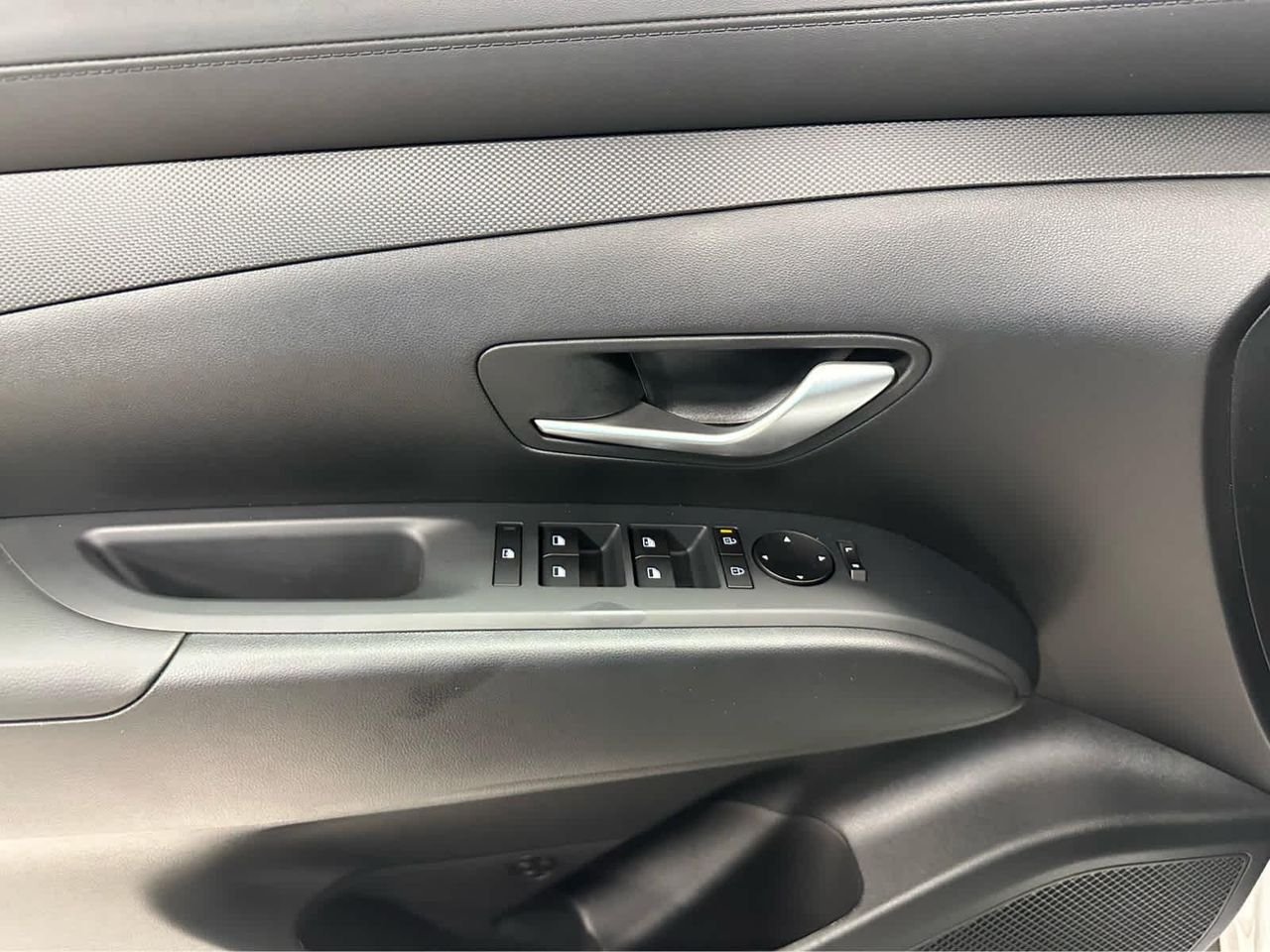 New 2026 Atlas White Hyundai SE AWD image 22