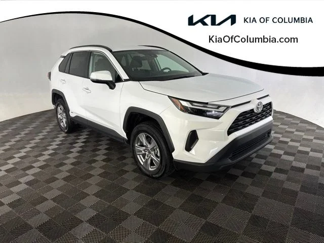 2025 Toyota RAV4 Hybrid XLE