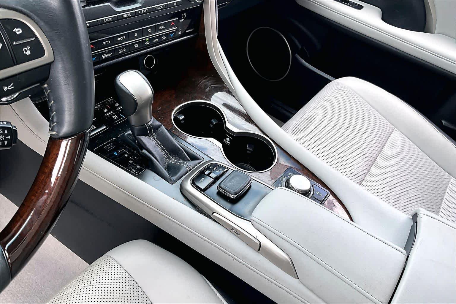 Used 2018 Eminent White Pearl Lexus  image 14