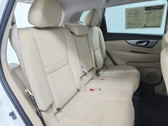 Used 2016 White Nissan SV image 38