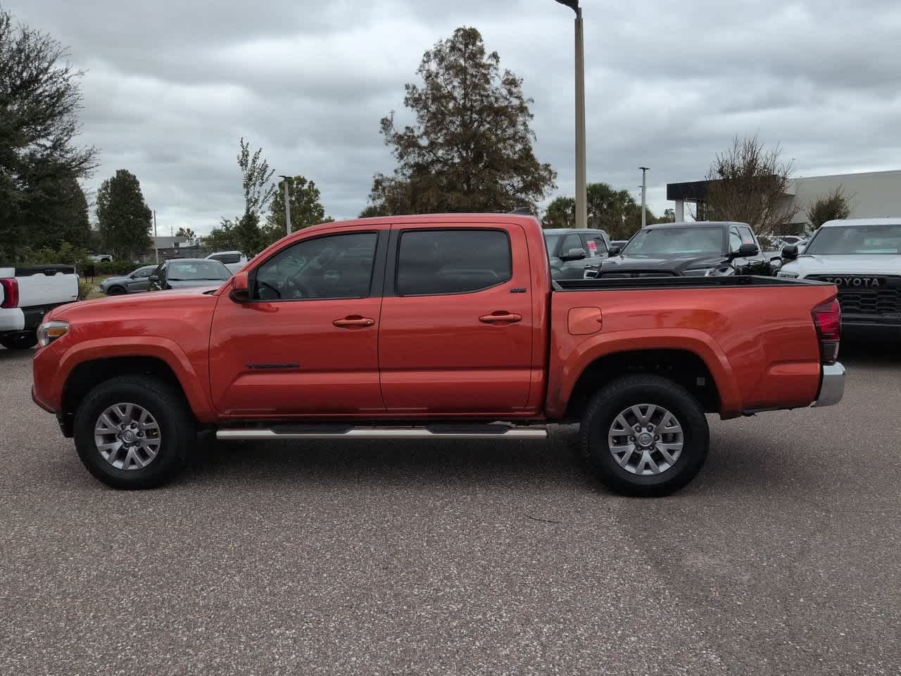 Certified Used 2018 Inferno Toyota SR5 image 3