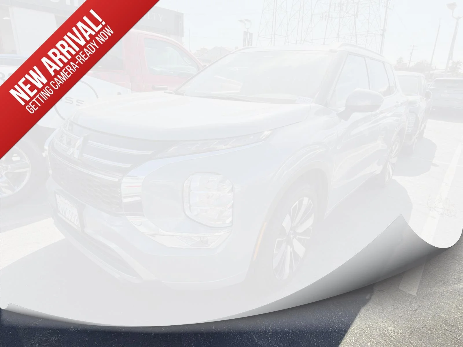 Used 2025 Graphite Gray Mitsubishi SEL image 1