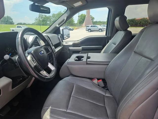 Used 2020 White Ford XL image 9