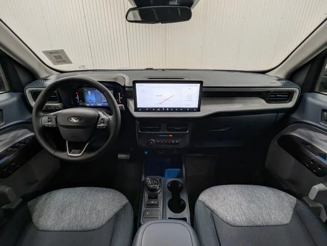New 2026 Space White Metallic Ford XLT image 30