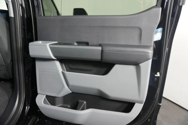 New 2026 Agate Black Metallic Ford F-250® XLT image 34