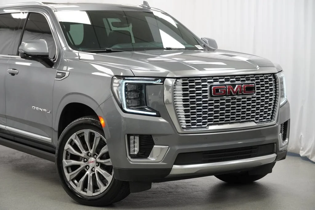 Used 2021 SATIN STEEL METALLIC GMC Denali image 8