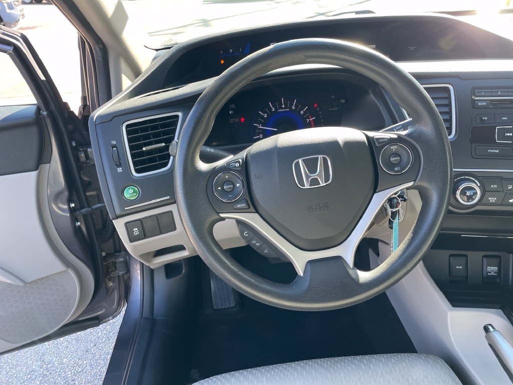Used 2015 Gray Honda LX image 13