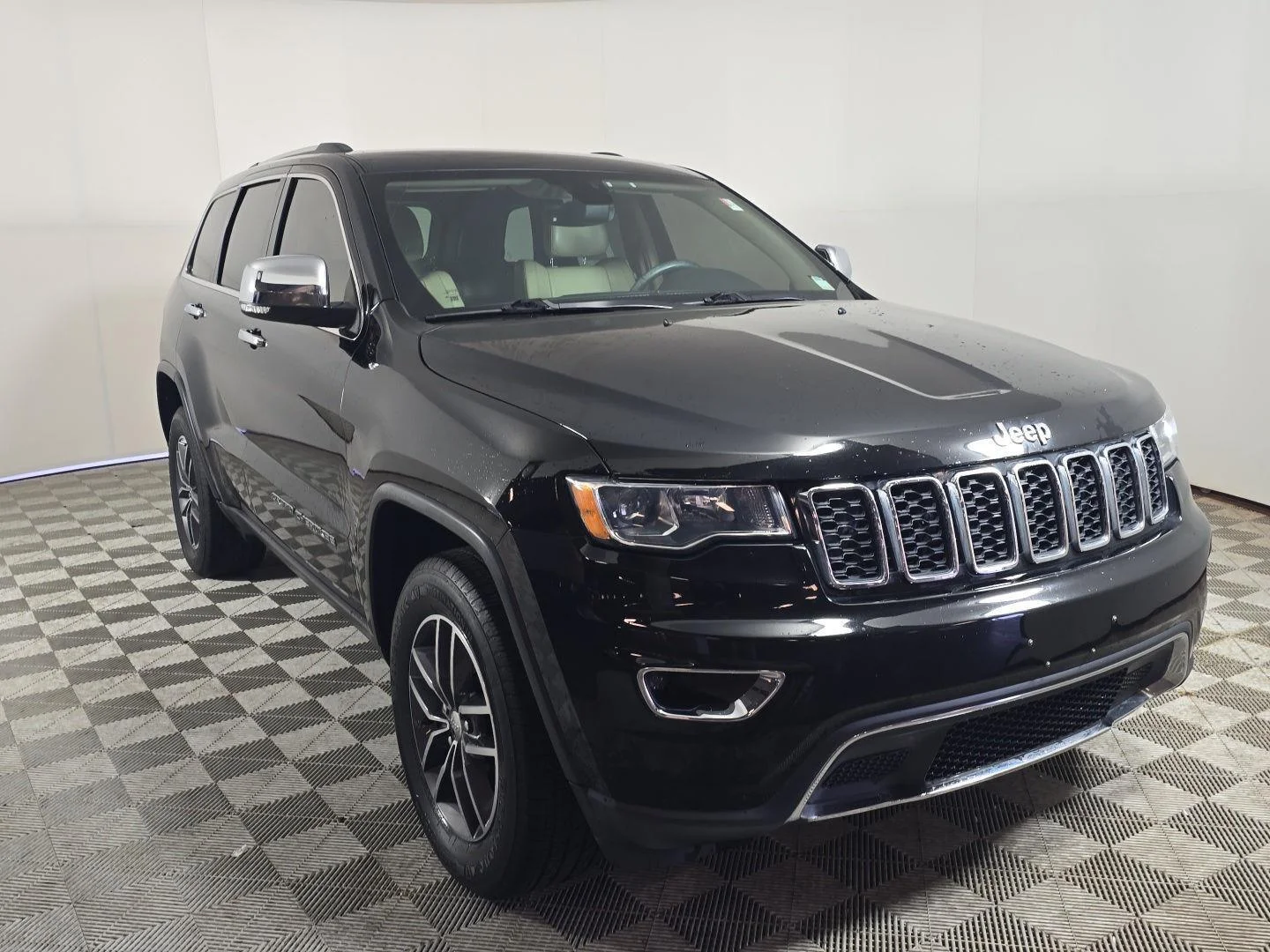 2018 Jeep Grand Cherokee Limited 4WD's photo