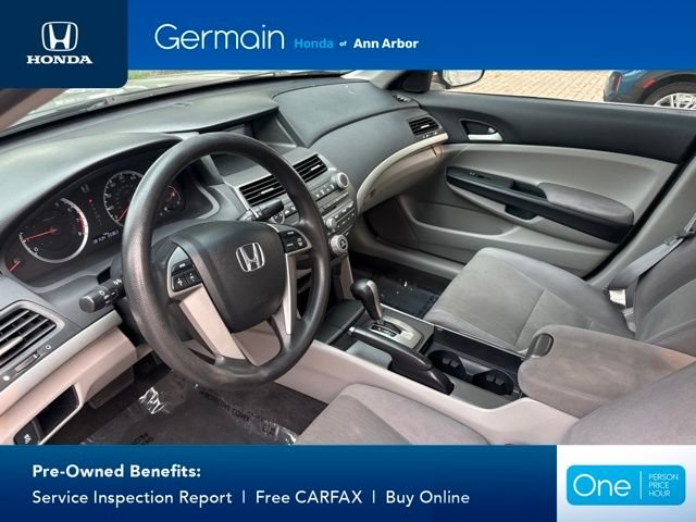 Used 2012 Alabaster Silver Metallic Honda LX image 15