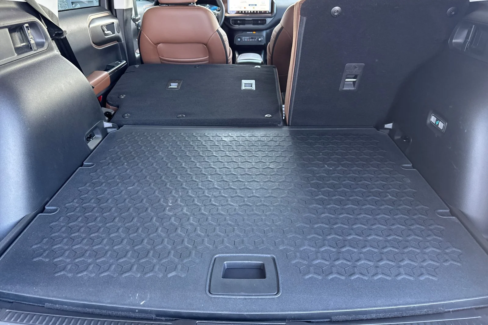 Used 2025 Azure Gray Metallic Ford Outer Banks image 15