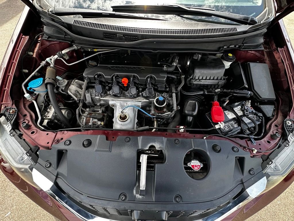 Used 2015 Crimson Pearl Honda LX image 15