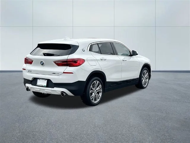 Used 2019 Alpine White BMW sDrive28i image 12