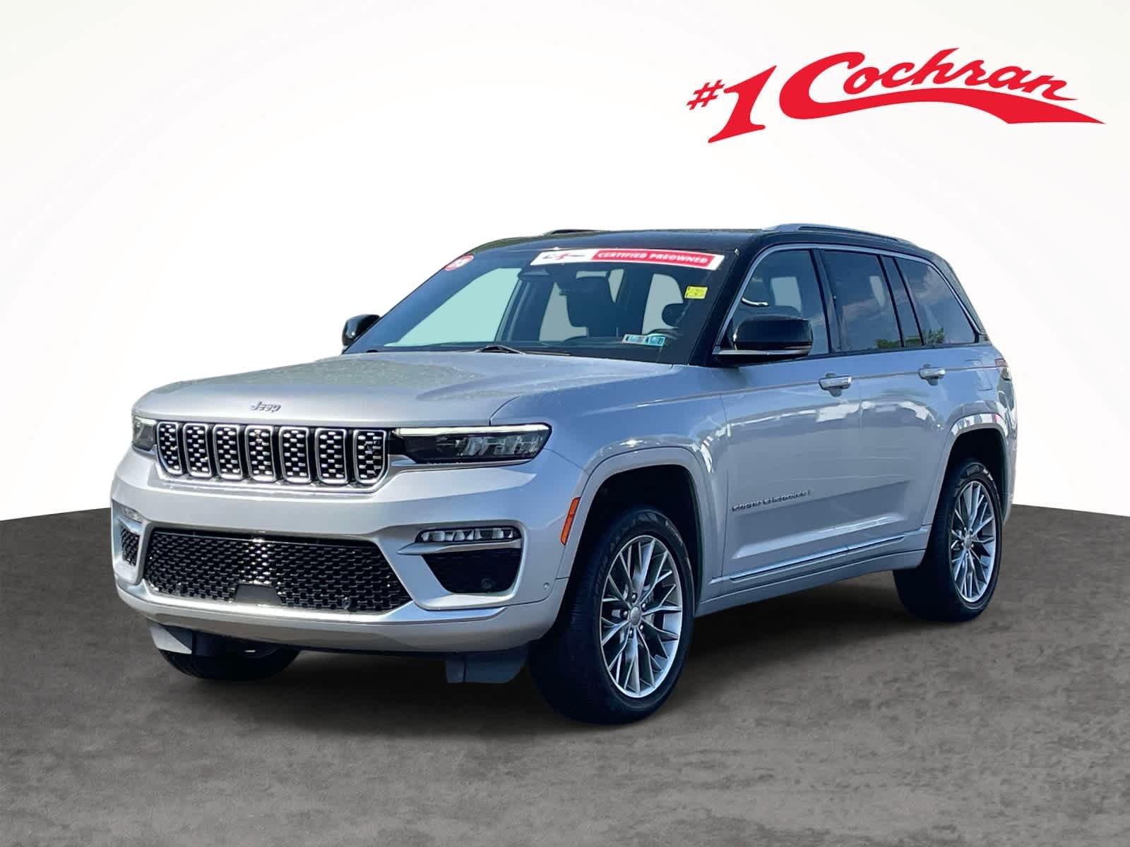 Used 2023 Silver Jeep Summit 4x4 image 11