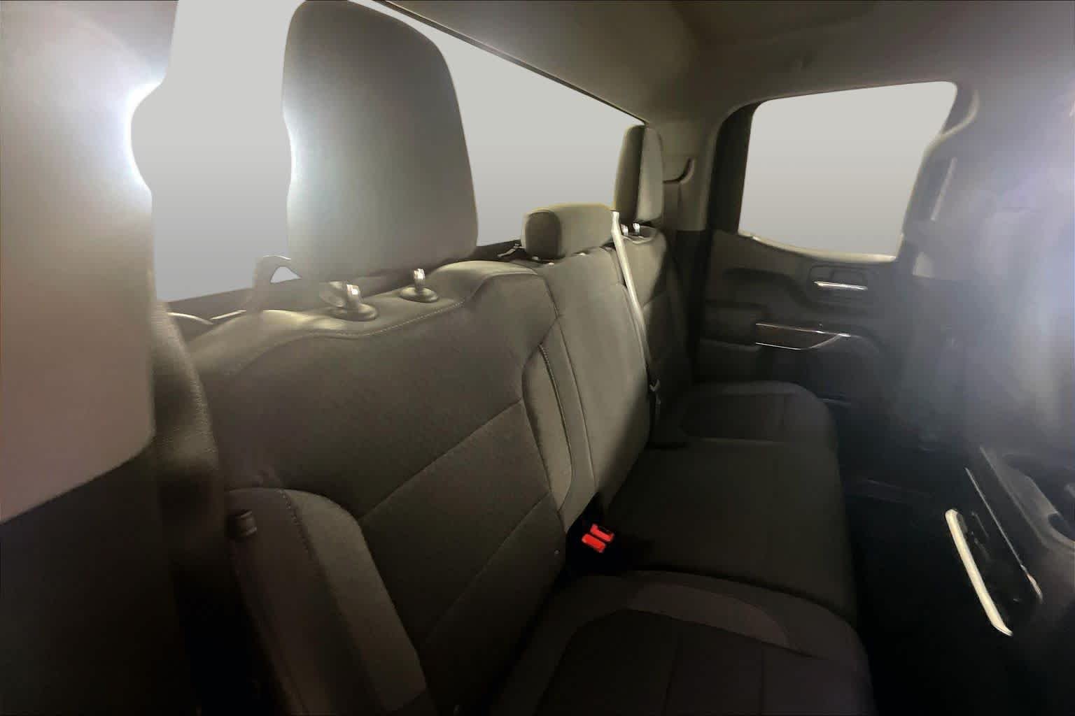 Used 2021 SUMMIT WHITE GMC Elevation image 20