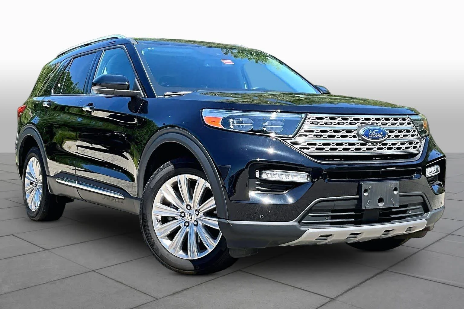 Certified Used 2023 Agate Black Metallic Ford Limited image 3