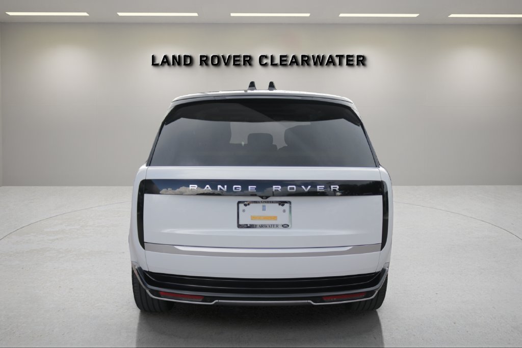 Used 2024 White Land Rover Autobiography image 4
