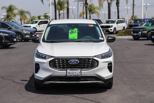 Certified Used 2023 Oxford White Ford  image 2