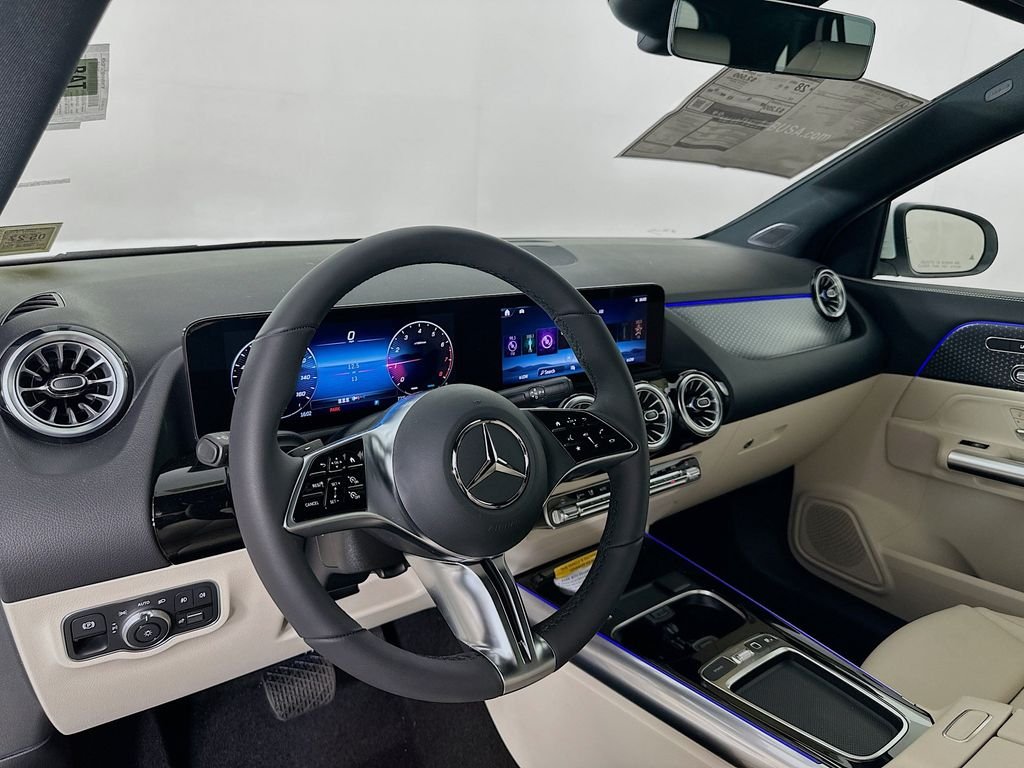 New 2026 Polar White Mercedes-Benz GLA 250 image 9