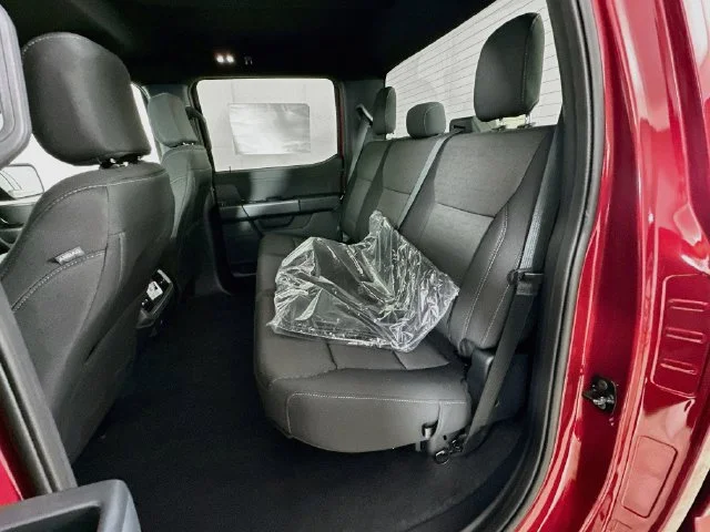New 2026 Ruby Red Metallic Tinted Clearcoat Ford XLT image 20