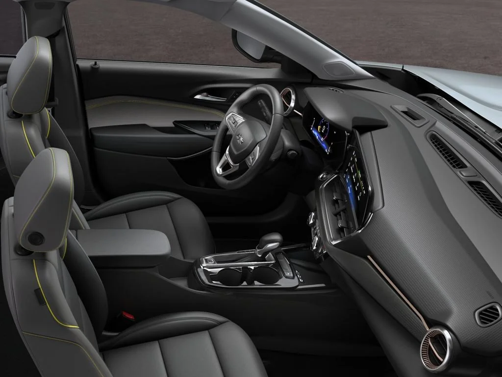 New 2026 Summit White Chevrolet ACTIV image 11