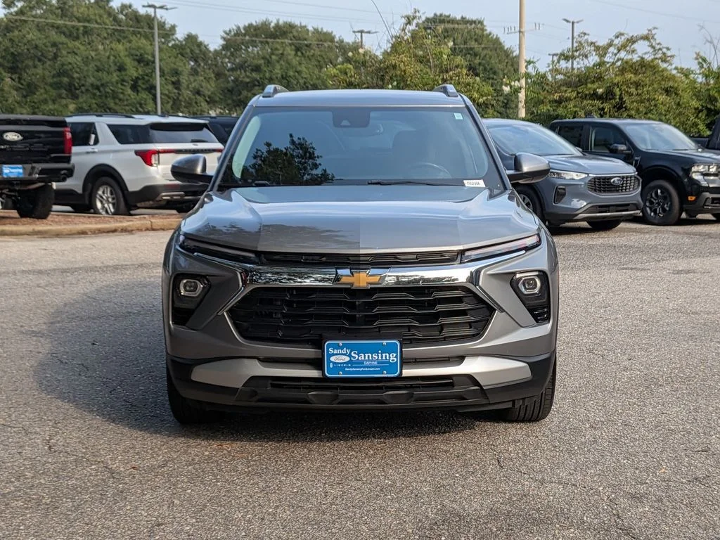 Used 2025 Gray Chevrolet LT image 8
