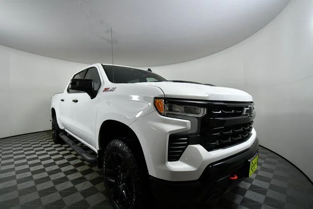 Used 2025 White Chevrolet LT Trail Boss image 8