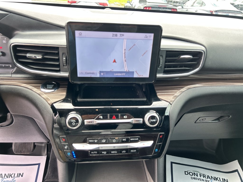 Used 2022 Black Ford Limited image 21