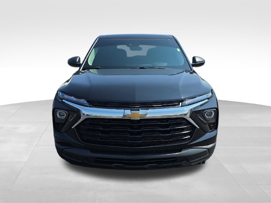 Used 2025 Black Chevrolet LS image 8
